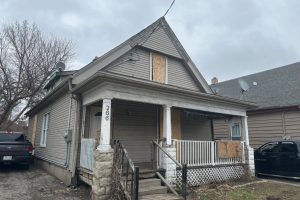 4-bedroom duplex home for sale in Middlesex — 266 Hamilton Road