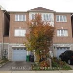 3-bedroom condo townhouse for rent in Mississauga — 26 - 50 Strathaven Drive (Photo 4)