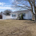2-bedroom detached home for sale in Simcoe — 26 King Street S (Photo 2)