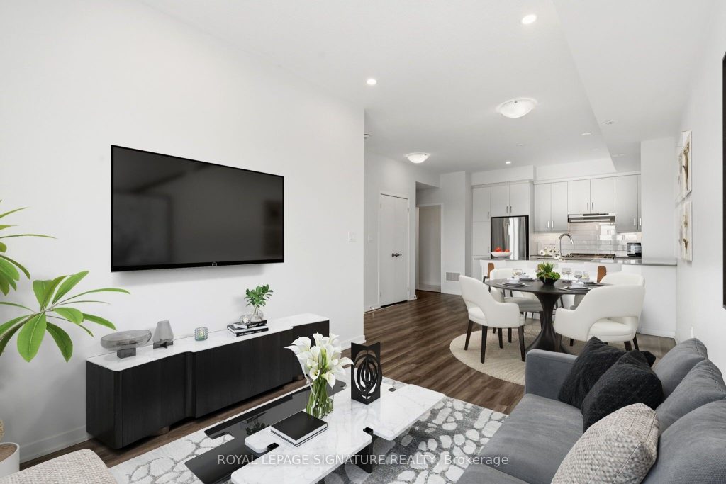 3-bedroom condo townhouse for rent in Vaughan — 275 - 150 Honeycrisp Crescent (Photo 1)