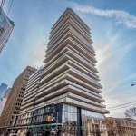 Studio condo apartment for rent in Toronto — 2812 - 11 Wellesley Street W (Photo 4)