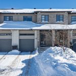 3-bedroom att/row/townhouse for rent in Carleton Place — 284 Munro Street (Photo 1)