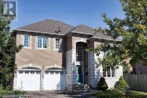 6-bedroom home for rent in Markham — 28 Gemini Crescent