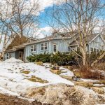 3-bedroom detached home for sale in Brampton — 29 Fontainebleu Road (Photo 3)