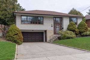 3-bedroom home for sale in Toronto — 29 Fulwell Crescent