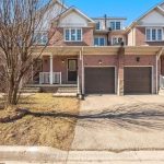 4-bedroom home for sale in Mississauga — 2 - 3235 Thomas Street (Photo 5)