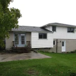 3-bedroom home for rent in Kincardine — 2 - 368 Princes Street South (Photo 1)