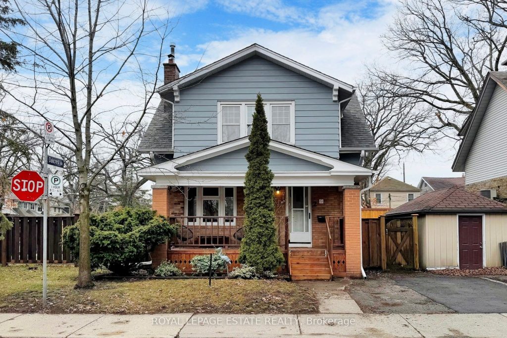 3-bedroom detached home for sale in Toronto — 2 Beck Avenue (Photo 1)