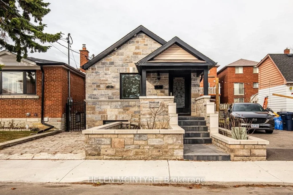 2-bedroom detached home for sale in Toronto — 2 Birch Tree Crescent (Photo 1)