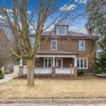 4-bedroom detached home for sale in Peel — 2 Maple Avenue (Photo 1)