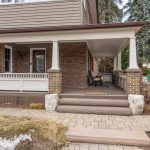 4-bedroom detached home for sale in Peel — 2 Maple Avenue (Photo 2)