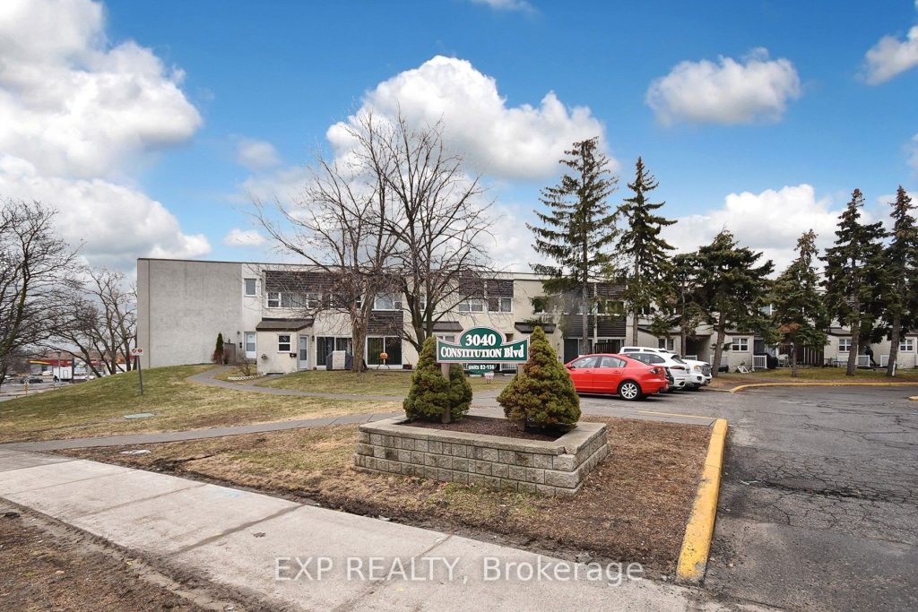 2-bedroom condo townhouse for sale in Peel — 3040 Constitution Boulevard (Photo 1)