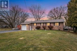 3-bedroom detached home for sale in North Grenville — 306 Easy Lane