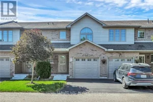3-bedroom home for sale in Caledonia — 30 - 40 Braemar Avenue