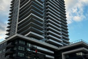 2-bedroom condo apartment for sale in Durham — 310 - 1000 The Esplanade N N/a