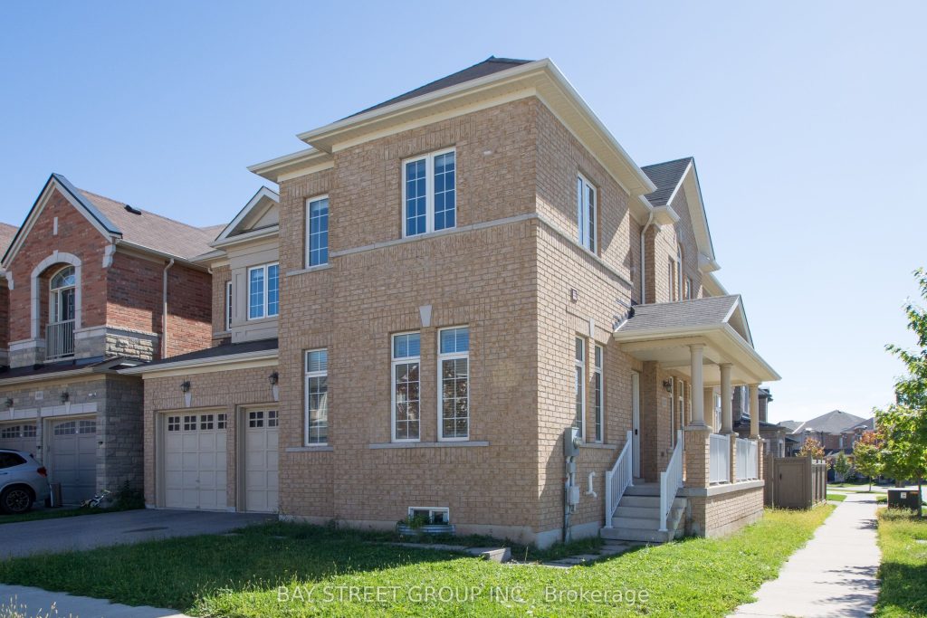 4-bedroom detached home for sale in Halton — 3127 Streamwood Pass (Photo 1)