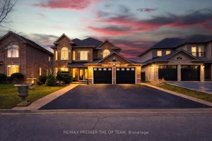 4-bedroom detached home for sale in Vaughan — 313 Firglen Ridge