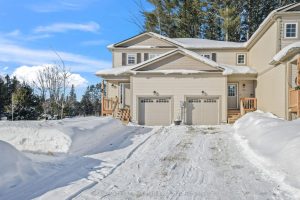 3-bedroom att/row/townhouse for sale in Muskoka — 31 Nicole Park Place