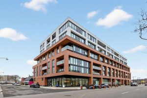 1-bedroom condo apartment for rent in Toronto — 320 - 2720 Dundas Street W