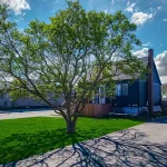 3-bedroom detached home for sale in Hamilton — 321 Dewitt Road N (Photo 2)