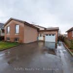 3-bedroom detached home for sale in Niagara — 323 Barrick Road (Photo 2)