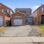 3-bedroom home for sale in Mississauga — 3242 Tortola Court (Photo 4)