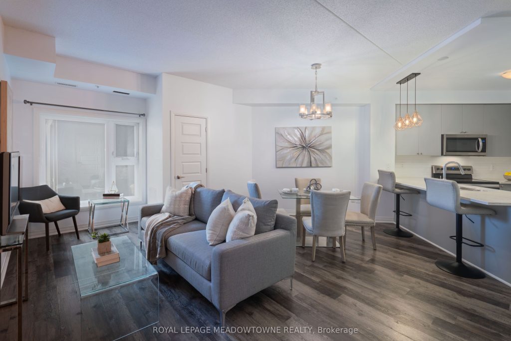1-bedroom condo apartment for sale in Halton — 324 - 610 Farmstead Drive (Photo 1)