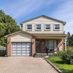 3-bedroom home for rent in Whitchurch-stouffville — 326 Rupert Avenue (Photo 4)