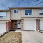 3-bedroom condo townhouse for sale in Waterloo — 32 - 589 Beechwood Drive N (Photo 3)