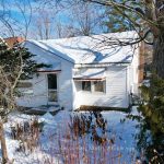 1-bedroom detached home for sale in Muskoka — 330 John Street S (Photo 2)