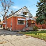 6-bedroom home for sale in Hamilton — 33 East 34th Street (Photo 2)