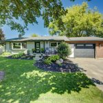 3-bedroom home for sale in Mapleton — 33 Main Street E (Photo 3)
