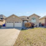 4-bedroom home for sale in Windsor — 341 Genevieve Street (Photo 3)