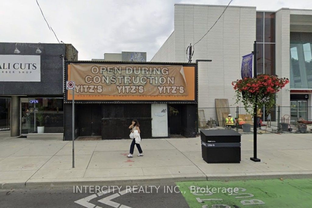Studio commercial retail home for rent in Toronto — 346 Eglinton Avenue W (Photo 1)
