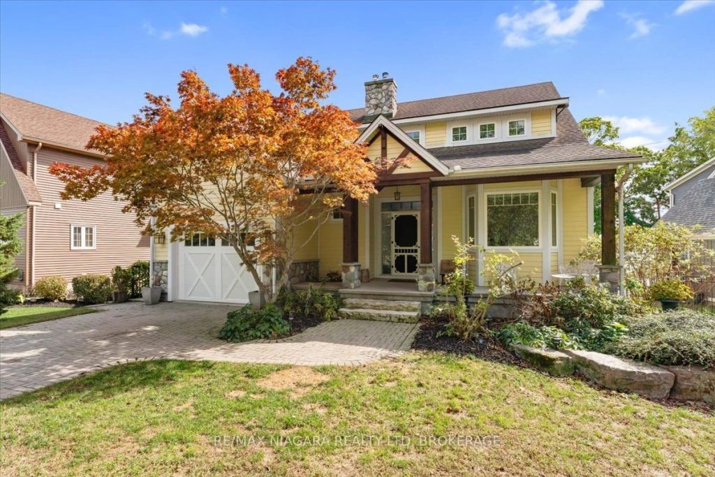 5-bedroom detached home for sale in Niagara — 3585 Yacht Harbour Road (Photo 1)