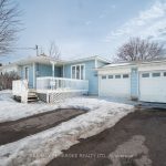 3-bedroom detached home for sale in Renfrew — 35 Mohns Avenue (Photo 1)