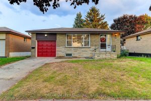 3-bedroom detached home for sale in Toronto — 35 Waldock Street