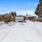 3-bedroom detached home for sale in Toronto — 35 Waldock Street (Photo 4)
