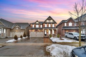 4-bedroom detached home for sale in Brantford — 35 Wilmot Road