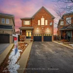 4-bedroom detached home for sale in Peel — 36 Blueridge Square (Photo 3)