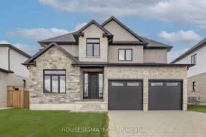 4-bedroom detached home for sale in Oxford — 36 Kelly Drive