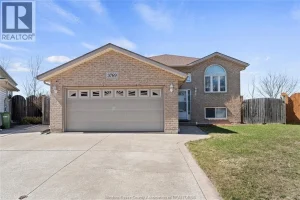 4-bedroom home for sale in Windsor — 3769 Shinglecreek Court