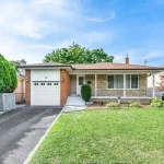 6-bedroom home for sale in Toronto — 37 Albacore Crescent (Photo 5)
