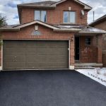 3-bedroom detached home for rent in Aurora — 380 Stone Road (Photo 3)