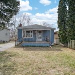 2-bedroom home for sale in Niagara Falls — 3859 Panama Court (Photo 3)