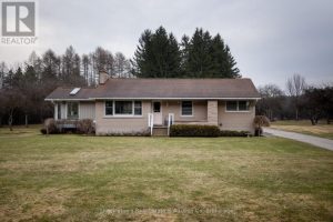 3-bedroom home for sale in Perth South — 3943 Line 9 Line