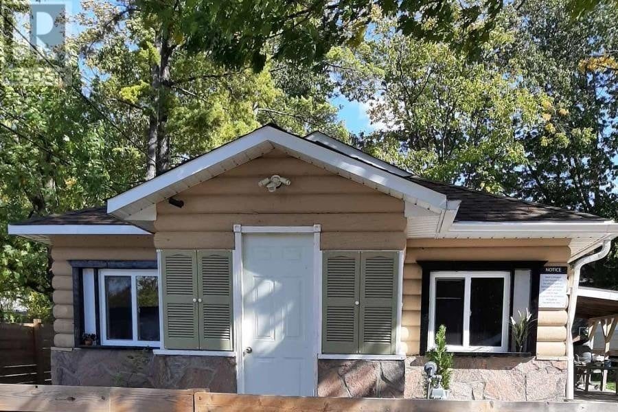 4-bedroom home for sale in Wasaga Beach — 39 Beck Street (Photo 1)