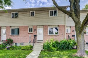 3-bedroom condo townhouse for sale in Oxford — 3 - 486 Springbank Avenue N