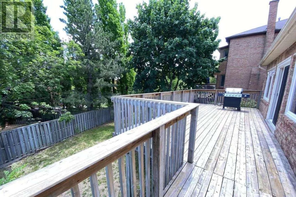 6-bedroom home for sale in Markham — 3 Hollingham Road (Photo 1)