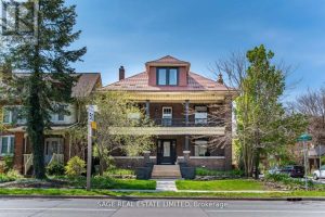 2-bedroom detached home for rent in Hamilton — 3rd - 459 Aberdeen Avenue